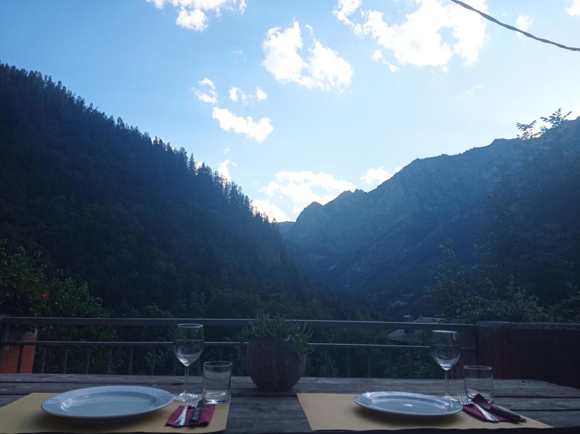 Albergo Diffuso La Marmu Osteria Della Croce Bianca Мармора Экстерьер фото