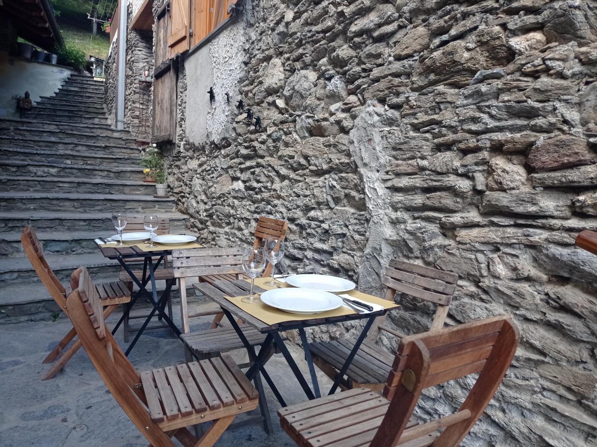 Albergo Diffuso La Marmu Osteria Della Croce Bianca Мармора Экстерьер фото